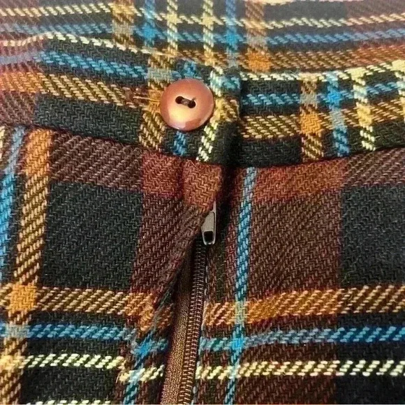 Vintage Wool Blend plaid Skirt - Picture 3 of 6